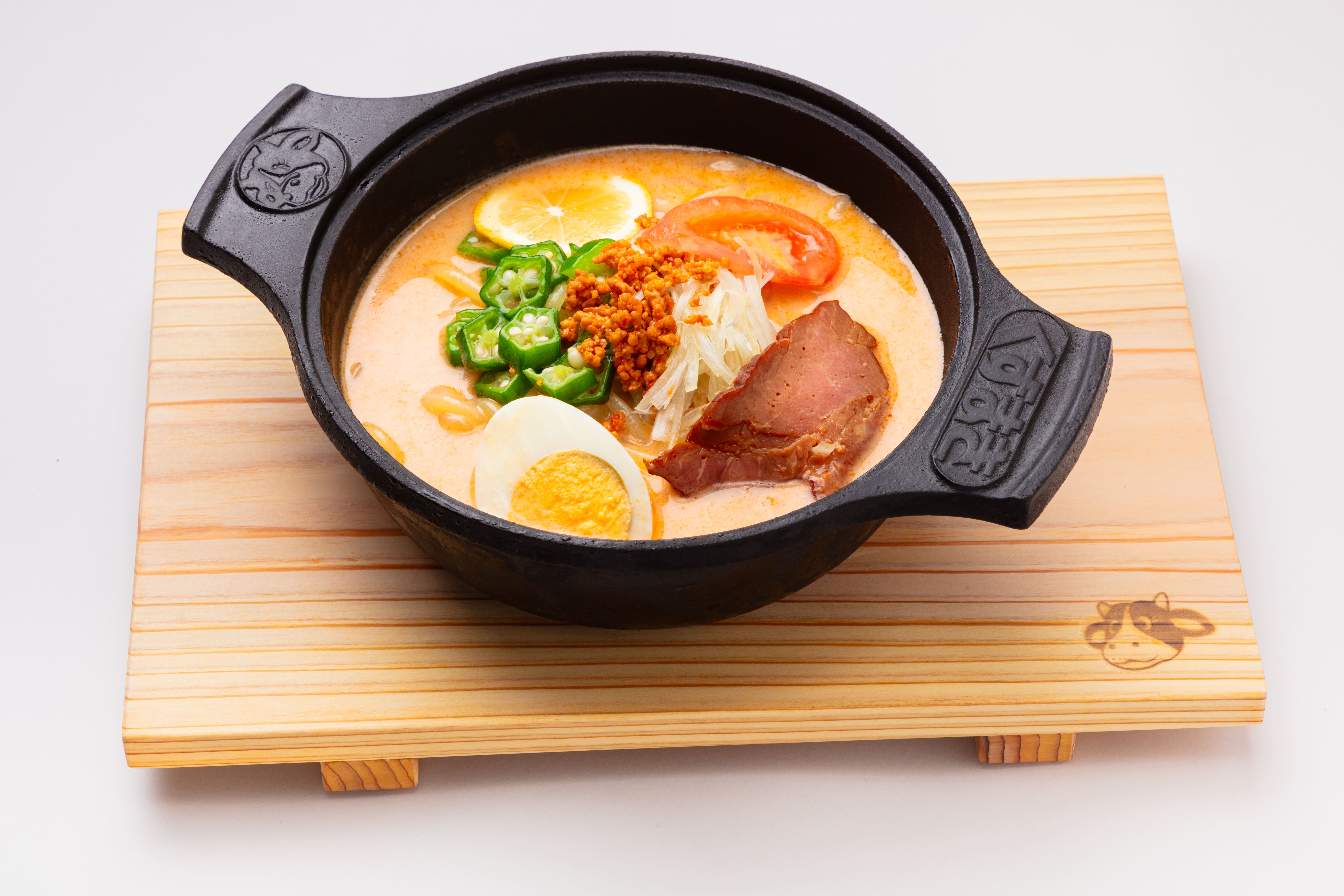 こくまろピリ辛冷麺（リベロ）